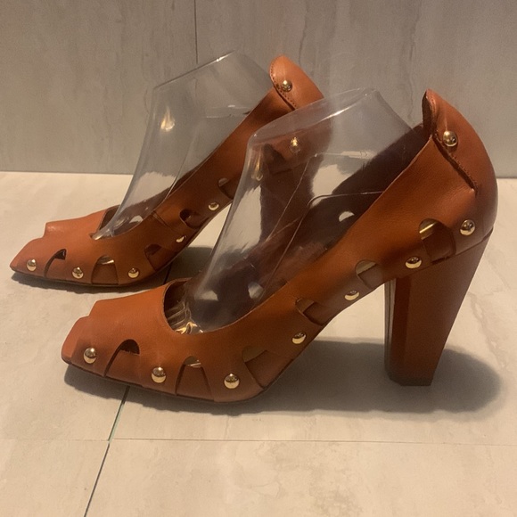 Vince Camuto Shoes - Vince Camuto Women's Brown Leather Pep Toe Heeled Shoes Size 11B